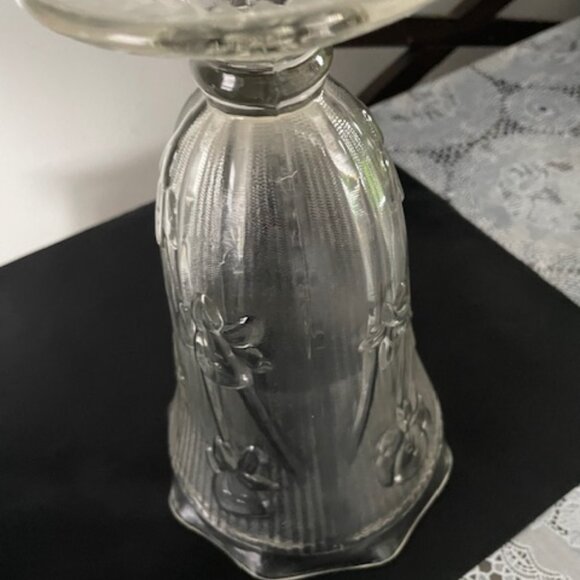 JEANETTE GLASS Vintage Clear Depression Glass Iris & Herringbone 9" Footed Vase - Picture 5 of 8